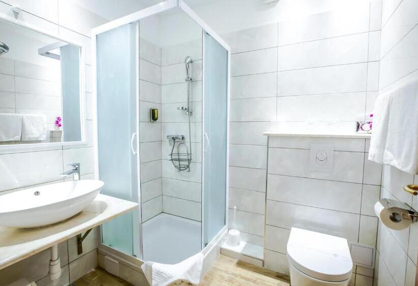 غرفة قياسية مزوَّدة بشُرفة, Villa Adriatica   Adults Only