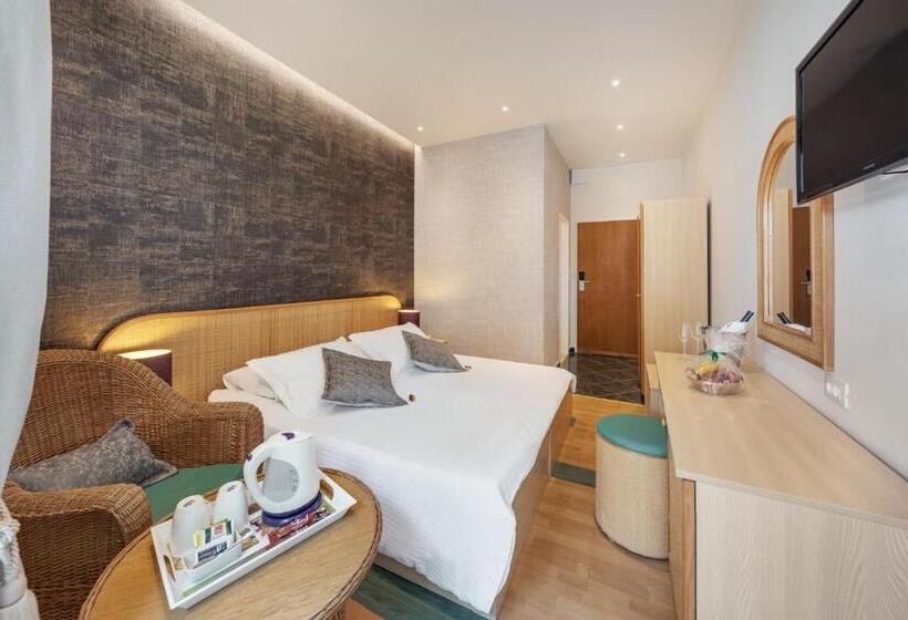 غرفة سوبيريور مطلّة علي الحديقة, Villa Adriatica   Adults Only