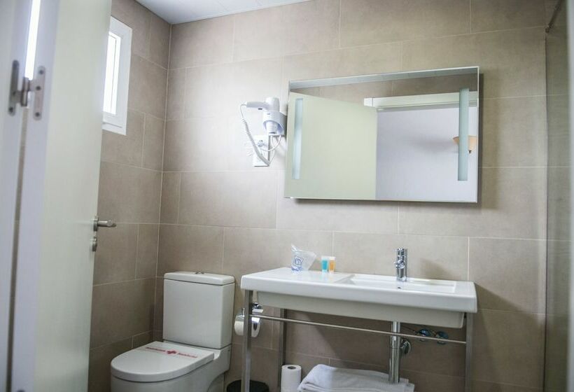 带2个卧室带海景的公寓, Naranjos Resort Menorca