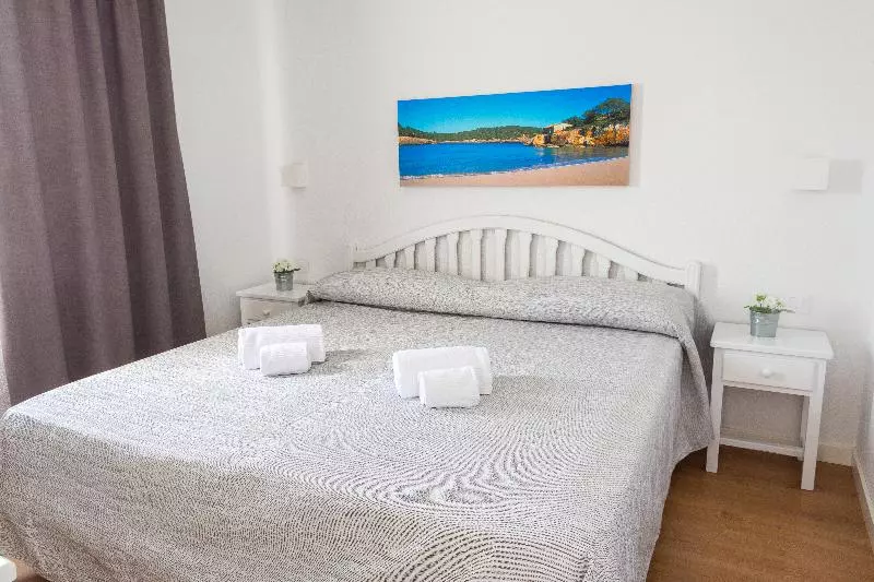 プールビューの２ベッドルームアパート, Naranjos Resort Menorca