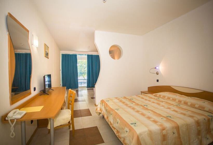 إستوديو قياسى مطل على البحر, Royal Bay Hotel – All Inclusive