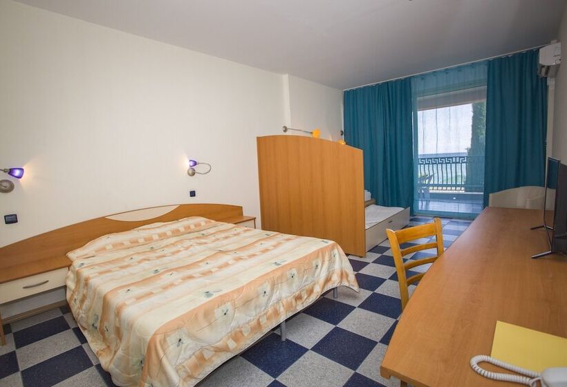 إستوديو قياسى مطل على البحر, Royal Bay Hotel – All Inclusive