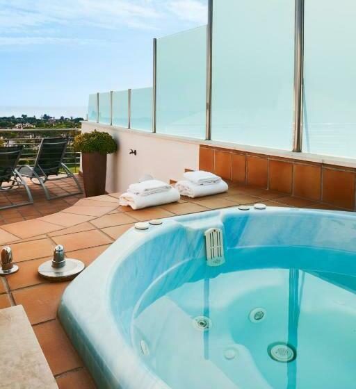 Пентхаус, Senator Banús