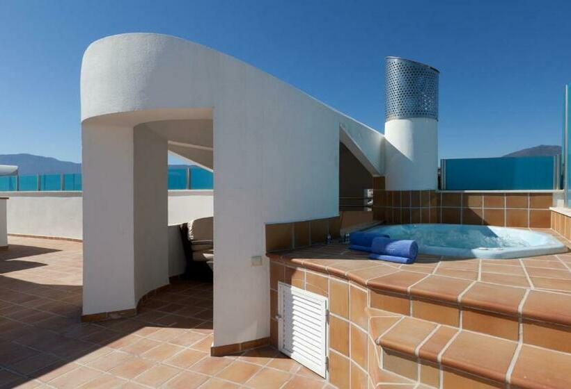 Пентхаус, Senator Banús