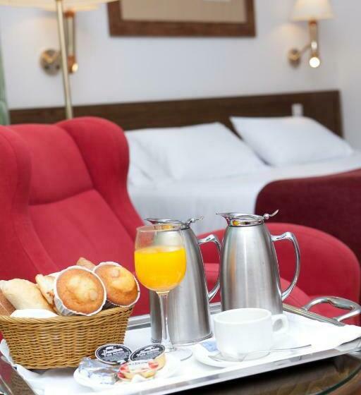 Полулюкс, Senator Cádiz