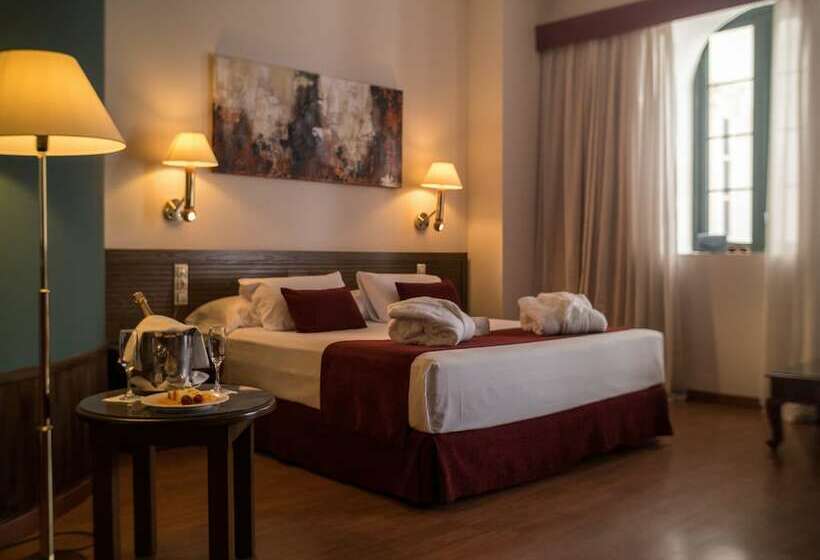 Полулюкс, Senator Cádiz