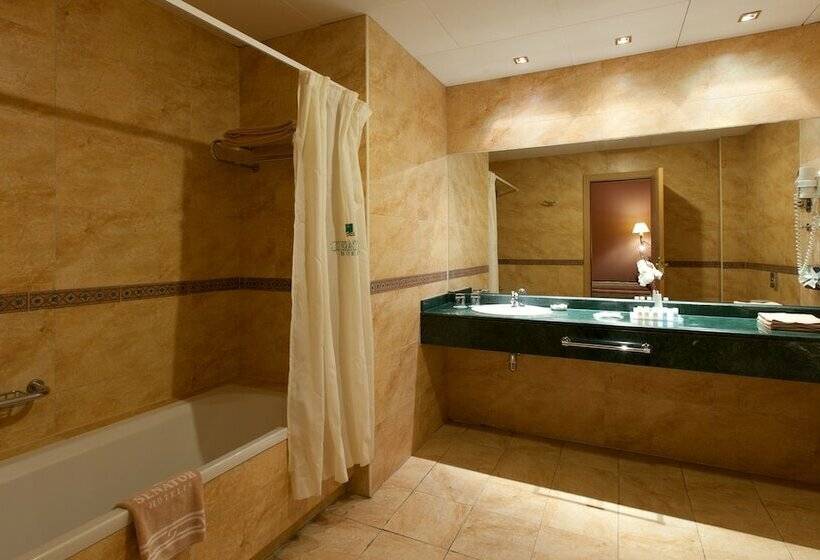 Полулюкс, Senator Cádiz