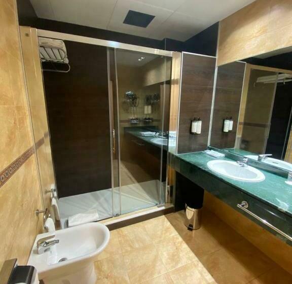 Номер Superior, Senator Cádiz