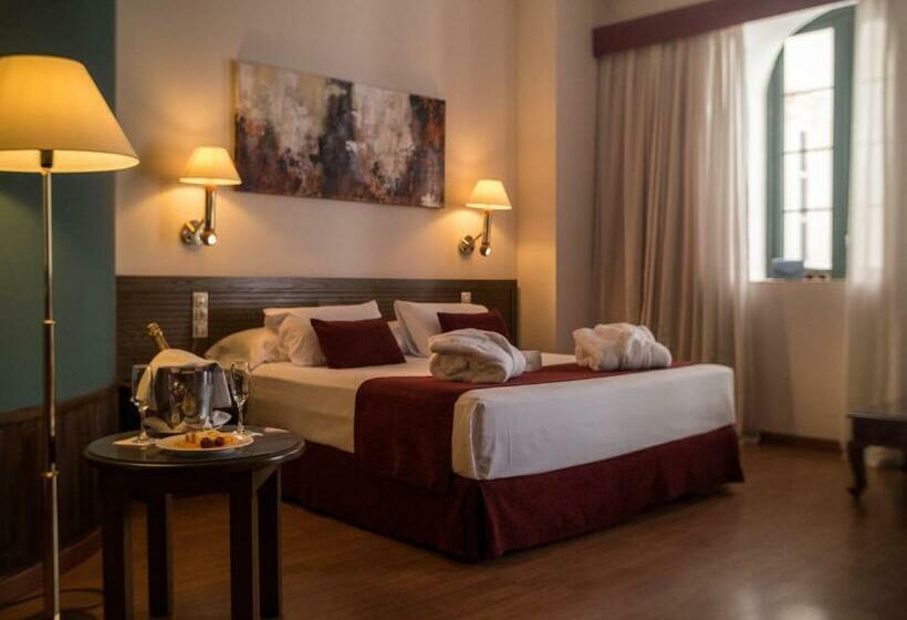 Номер Superior, Senator Cádiz