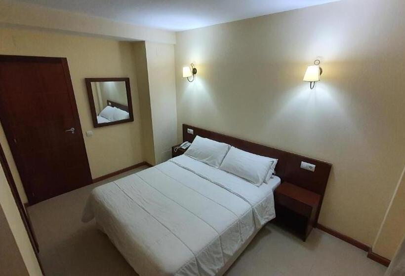 חדר משפחתי, Sun Galicia