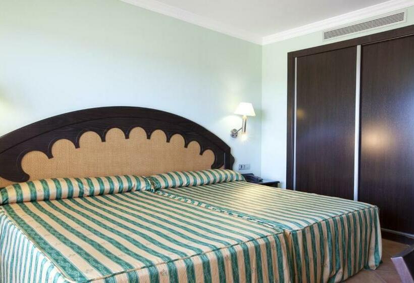 스탠다드 트리플 룸, Playazimbali