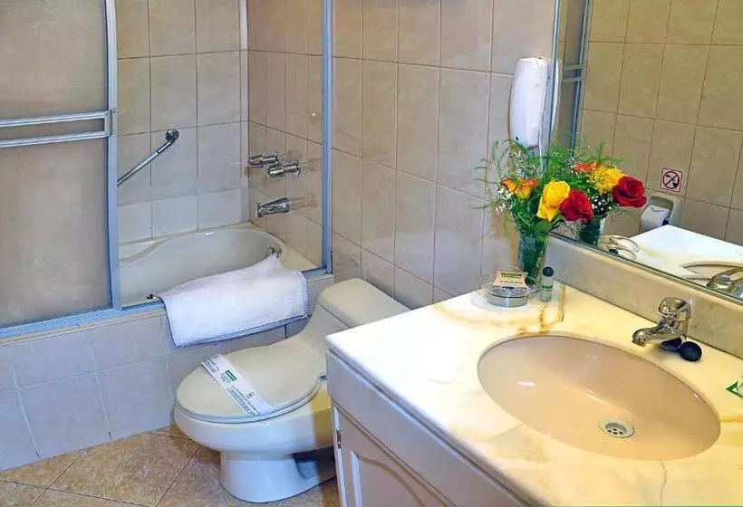 اتاق استاندارد سه نفره, Casona Plaza Hotel Puno