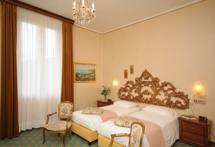 غرفة أساسية, Grand Hotel Excelsior