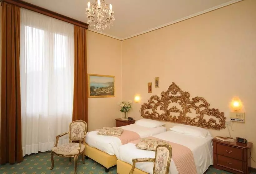 ベーシックルーム, Grand Hotel Excelsior