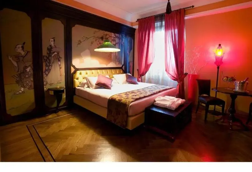 سوییت, Grand Hotel Savoia Genova, Curio Collection by Hilton