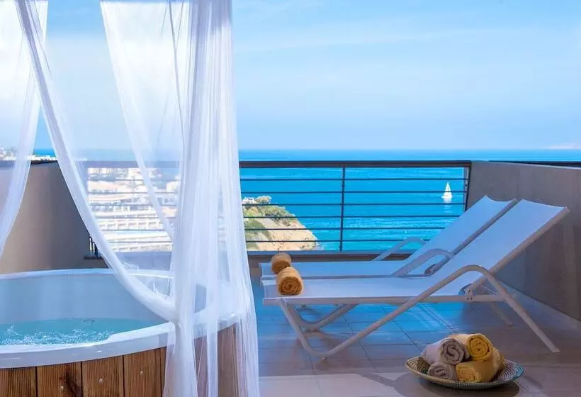 Executive-huone Merinäkymä, Blue Bay Resort