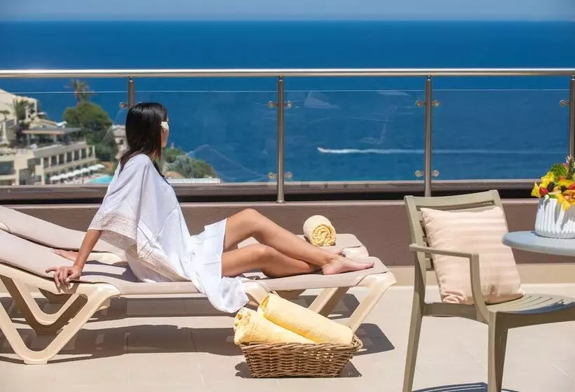Perhesviitti, Blue Bay Resort