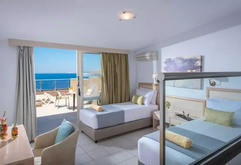 Perhesviitti, Blue Bay Resort