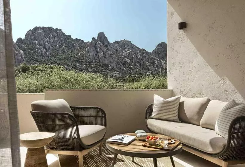 سوییت با چشمانداز کوه, Borgo Antico San Pantaleo