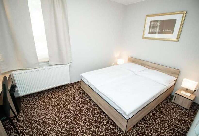 Quarto Estandar, Brixen