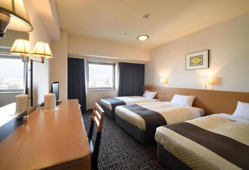 Номер Стандарт Трехместный, Canal City Fukuoka Washington