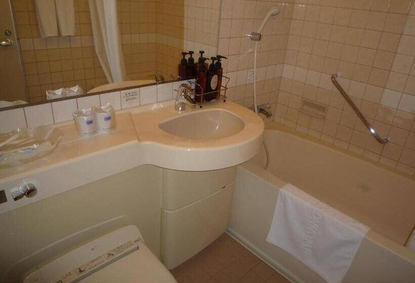 Номер Economy, Canal City Fukuoka Washington