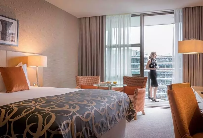 リバービュースタンダードルーム, Clayton Hotel Cork City