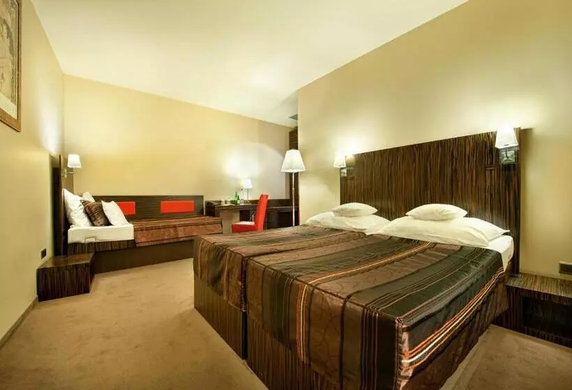 Standard Yhden Hengen Huone, Ea Hotel Crystal Palace