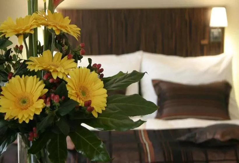 Standard-huone Terassi, Ea Hotel Crystal Palace