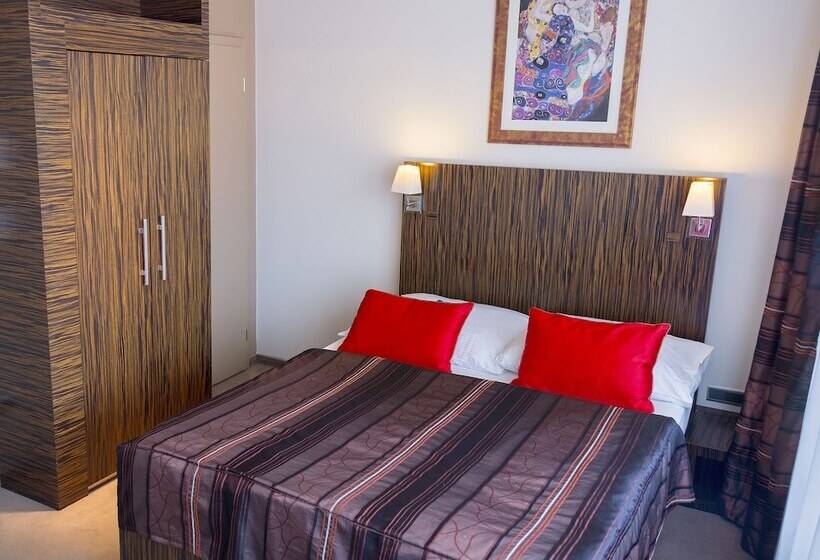 اتاق استاندارد, Ea Hotel Crystal Palace