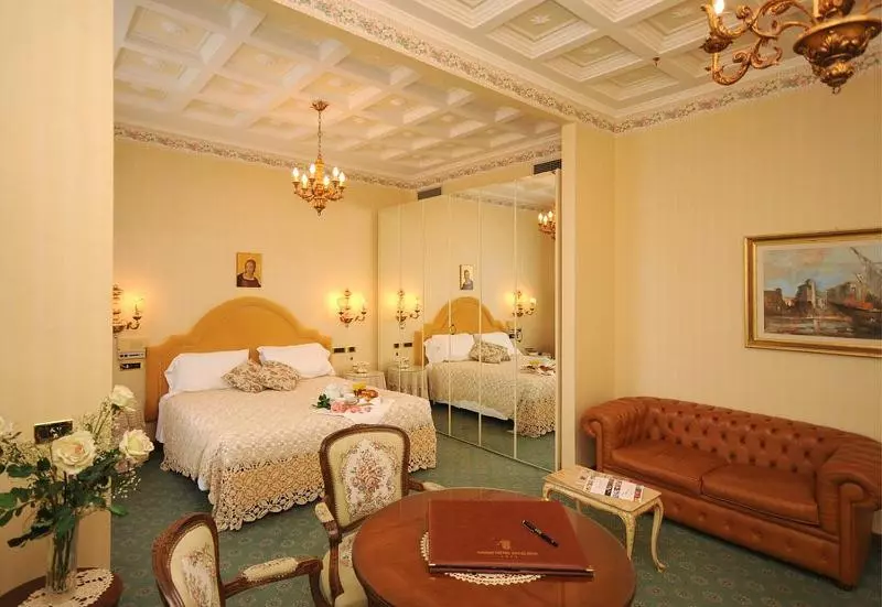 ジュニアスイート, Grand Hotel Excelsior