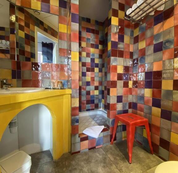 غرفة قياسية, Hôtel La Rotonde