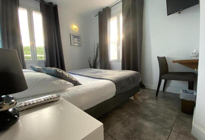 غرفة قياسية, Hôtel La Rotonde