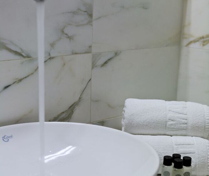 수피리어 트리플 룸, Kamari