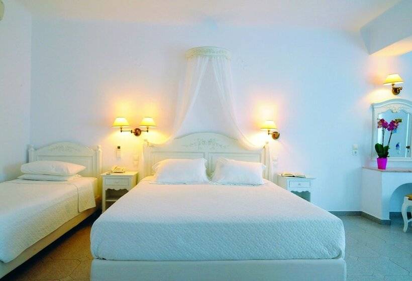 Family Suite, Kamari