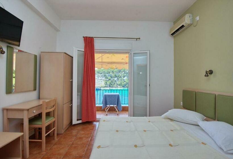 اتاق استاندارد با چشمانداز دریا, Kavos