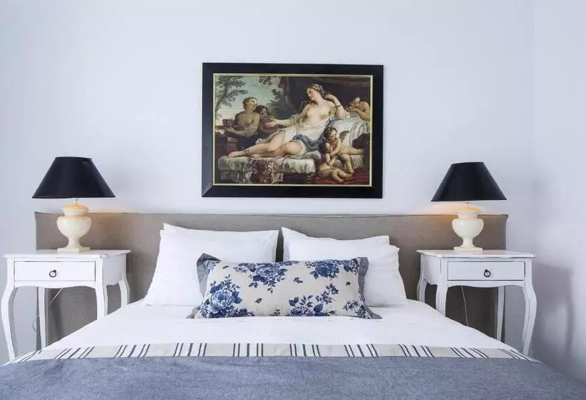 Superior Interior Room, La Maltese Estate