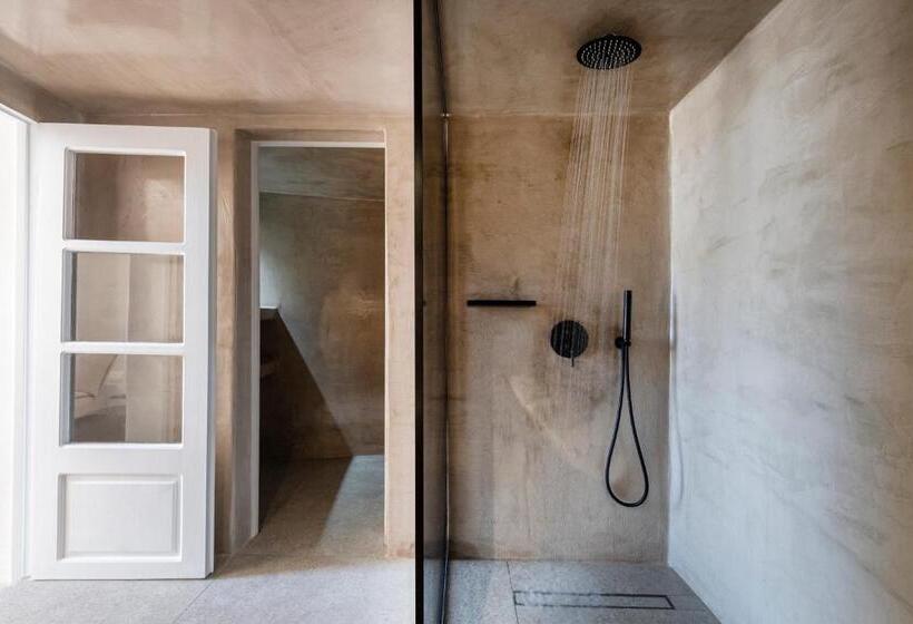 可观景的小型套房, La Maltese Estate