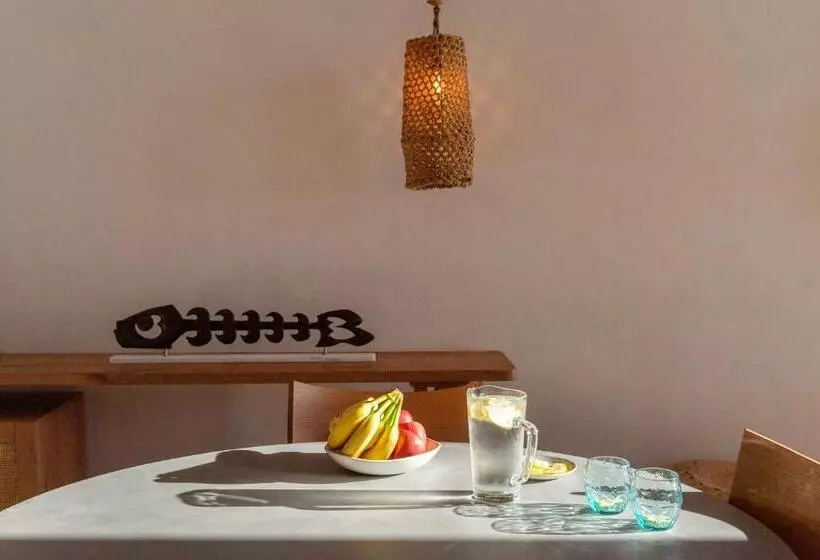 سوئیت پریمیوم, La Maltese Estate