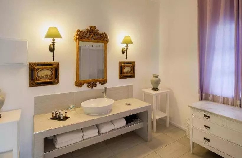 سوئیت 2 خوابه, La Maltese Estate