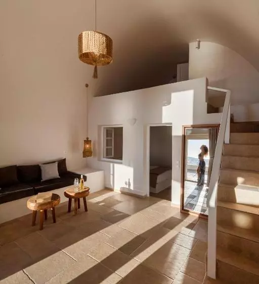 سوئیت پرستیژ با چشم انداز, La Maltese Estate