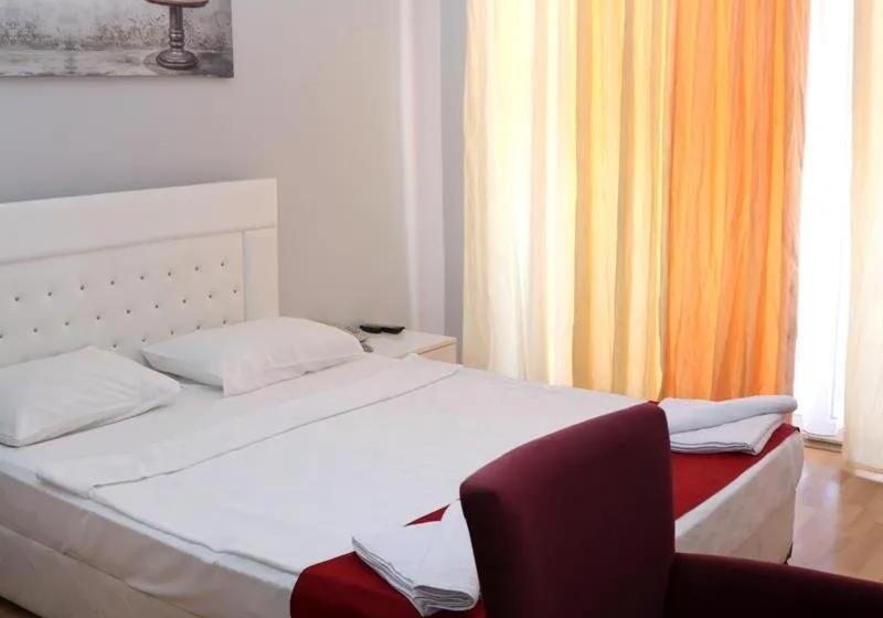 스탠다드 룸, Melody