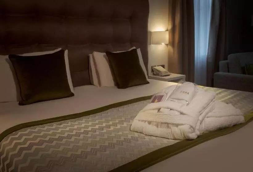 プレステージルーム, Albrighton Hall Hotel And Spa, A Member Of Radisson Individuals