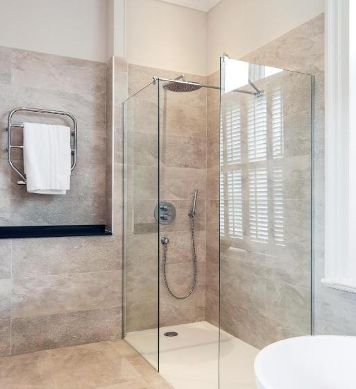 סוויטת ג'וניור מיטת קינג, Albrighton Hall Hotel And Spa, A Member Of Radisson Individuals