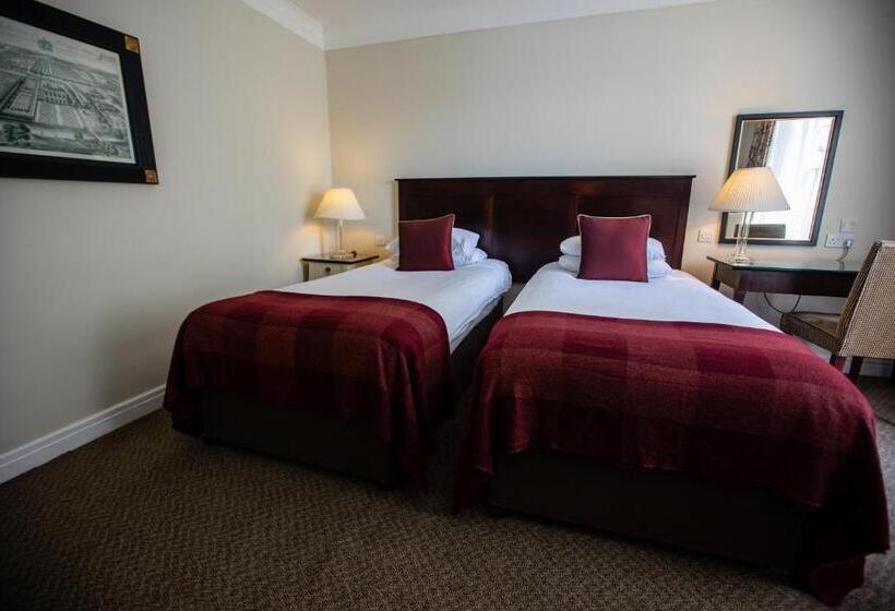 חדר סטנדרט, Albrighton Hall Hotel And Spa, A Member Of Radisson Individuals