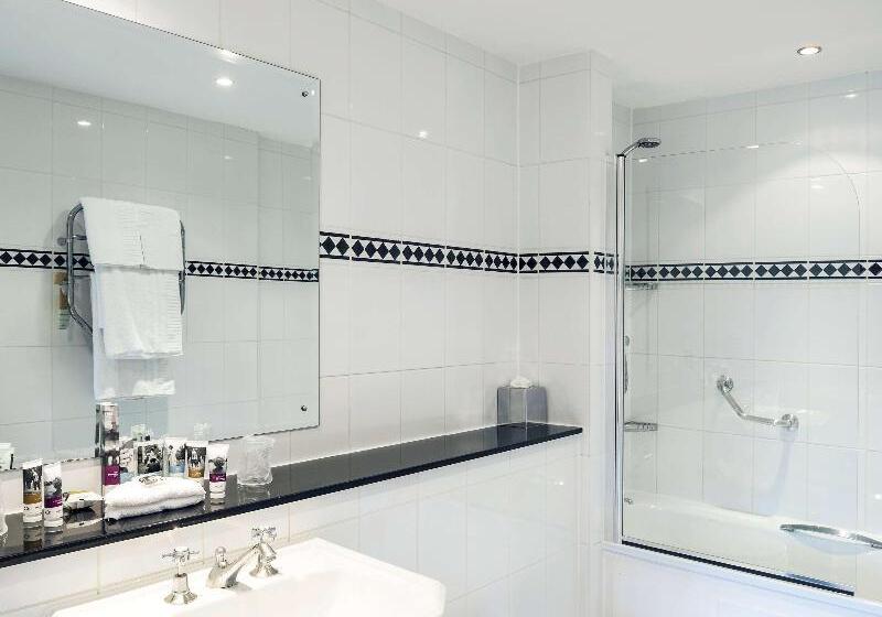 חדר סטנדרט, Albrighton Hall Hotel And Spa, A Member Of Radisson Individuals