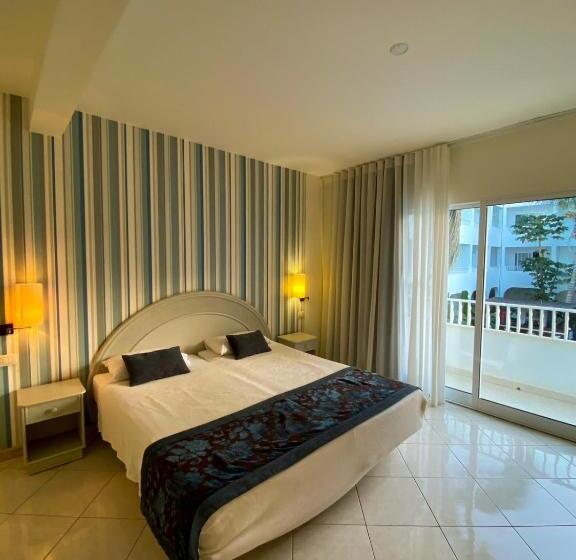 标准间带游泳池, Pontao