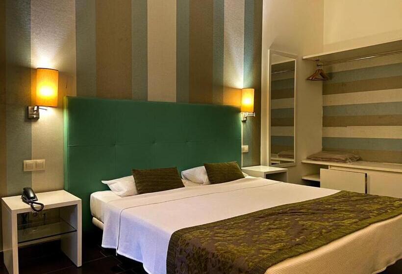 带泳池观景的豪华房, Pontao