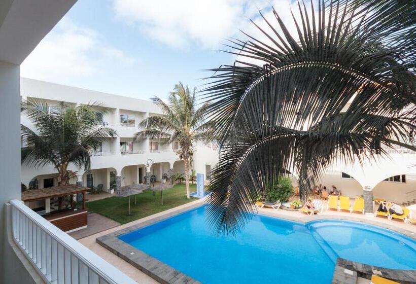 带泳池观景的豪华房, Pontao