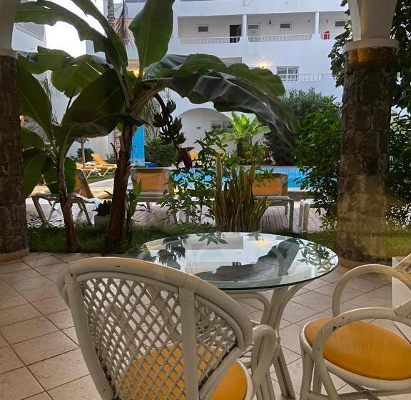 带泳池观景的豪华房, Pontao